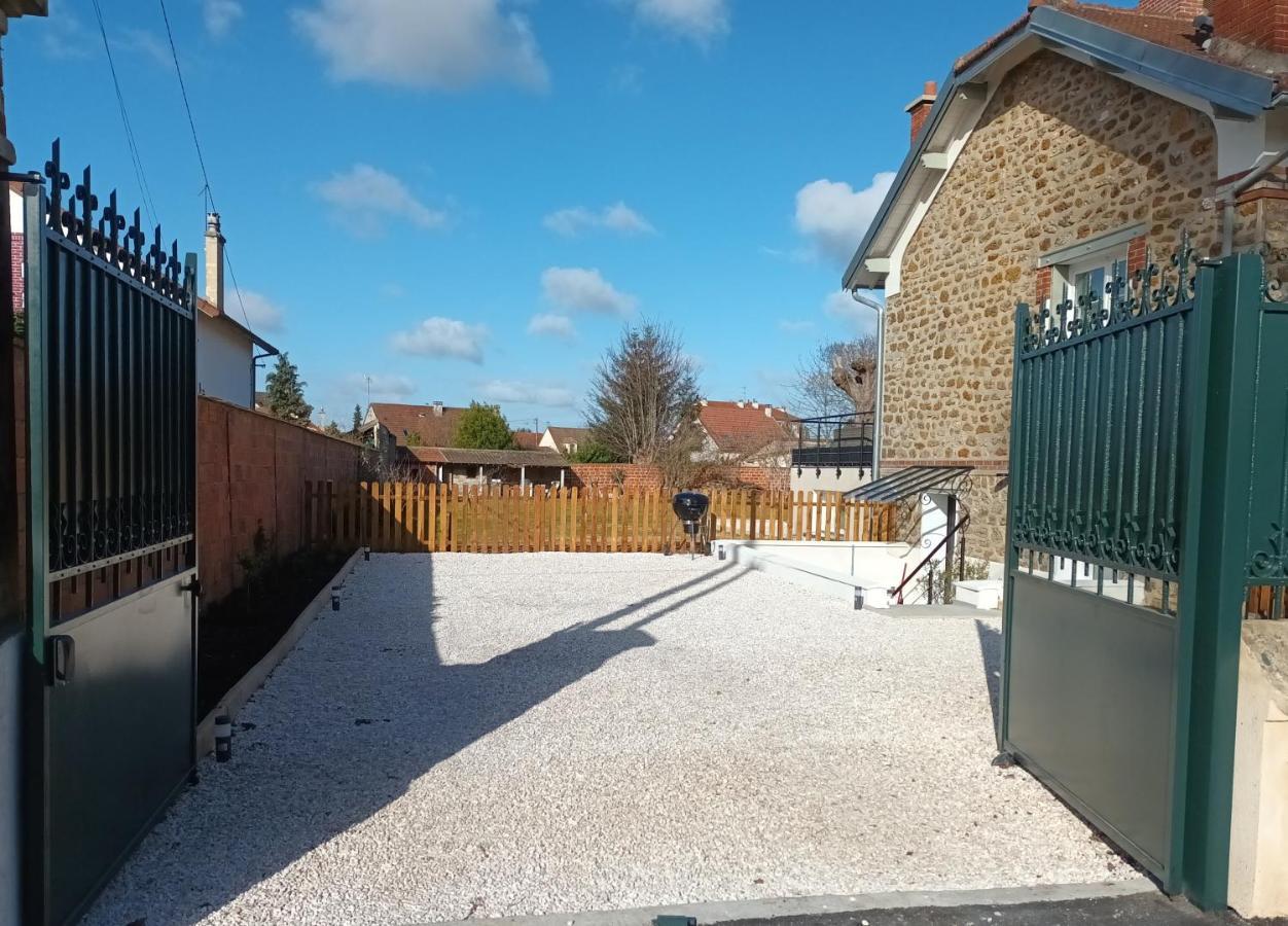 Calme Absolu, Terrasse Et Parking Entre Paris Et * Vaires-sur-Marne
