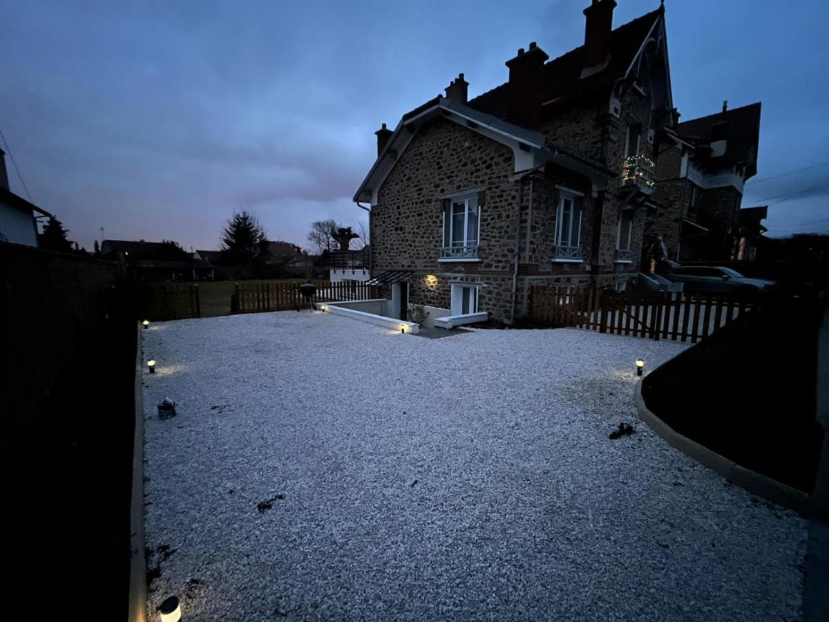 Calme Absolu, Terrasse Et Parking Entre Paris Et Apartment *